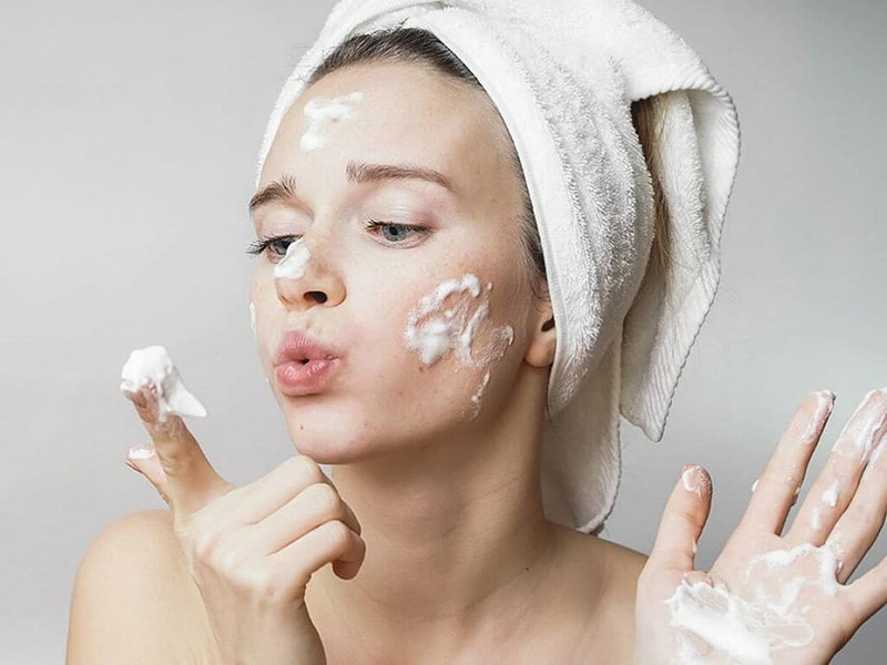 Choose the right cleanser for the skin